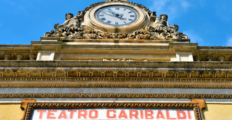 Il teatro Garibaldi di Modica